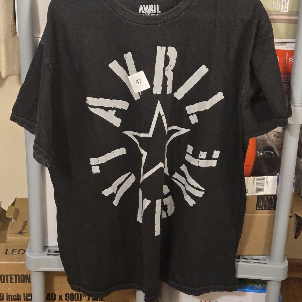 Avril Lavigne Black Graphic T-Shirt